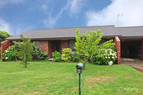 Property photo of 2/1 Nandina Court Strathdale VIC 3550
