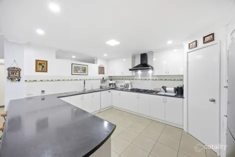 Property photo of 72 Braidwood Drive Australind WA 6233