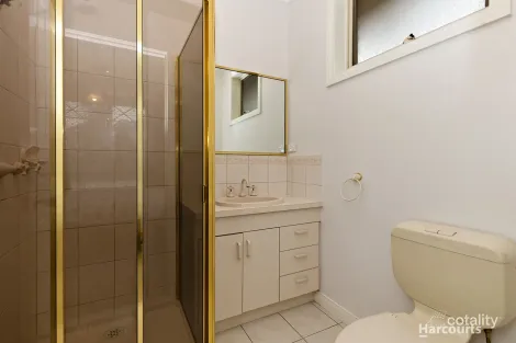 Property photo of 15 Carroll Crescent Mill Park VIC 3082