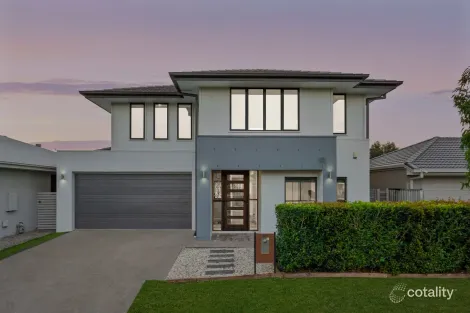60 LINDEMAN CCT, PIMPAMA, QLD 4209