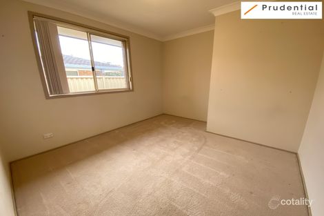 Property photo of 19 Alyan Place St Helens Park NSW 2560