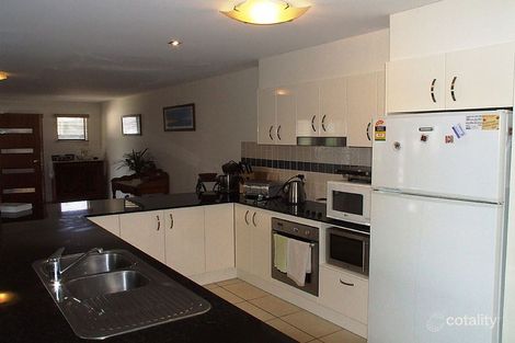 Property photo of 2/10 Hans Boysen Drive Mudjimba QLD 4564