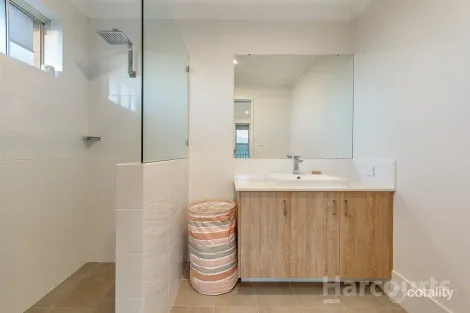 Property photo of 4 Lucent Approach Eglinton WA 6034