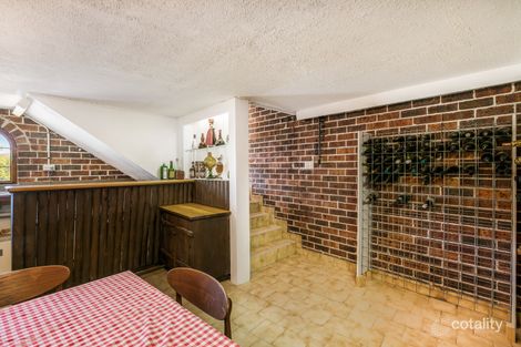 Property photo of 42 Urana Road Yarrawarrah NSW 2233