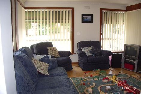 Property photo of 9 Sunhill Avenue Burwood VIC 3125