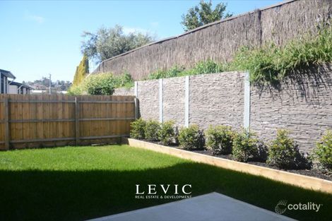 Property photo of 38 Amadeo Way Chirnside Park VIC 3116