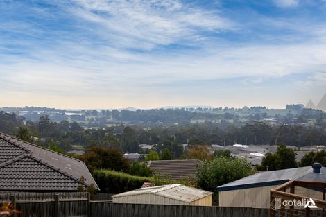 Property photo of 11 Claudia Crescent Drouin VIC 3818