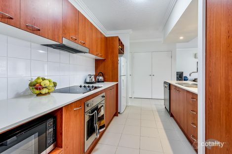 Property photo of 3/2 Oleander Avenue Biggera Waters QLD 4216