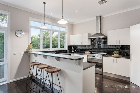 Property photo of 6 Kitchener Street Kew East VIC 3102