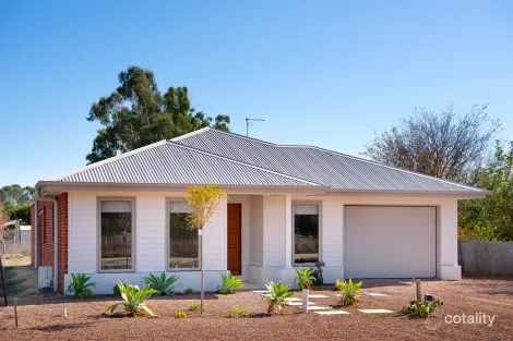 Property photo of 2A Dundas Street Newstead VIC 3462