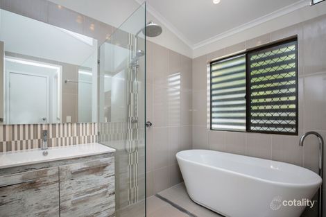 Property photo of 12 Windward Rise Pacific Pines QLD 4211
