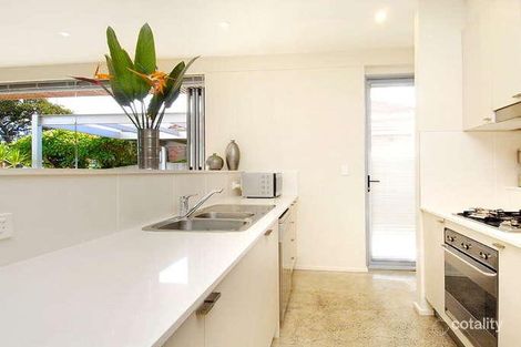 Property photo of 2 Jasmine Street Botany NSW 2019