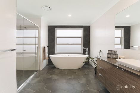 Property photo of 6 Indigo Way Figtree NSW 2525