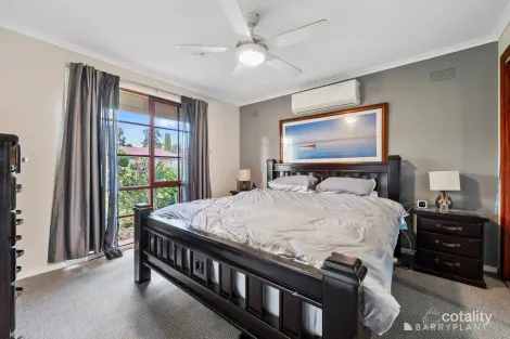 Property photo of 7 Campaspe Crescent Brookfield VIC 3338