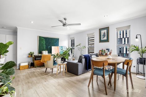 Property photo of 1702/67 Linton Street Kangaroo Point QLD 4169