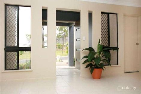 Property photo of 62 Minaret Way Mount Louisa QLD 4814