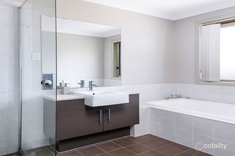 Property photo of 21 Arundle Road Bass Hill NSW 2197