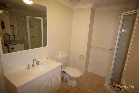 Property photo of 2 Broad Street Labrador QLD 4215