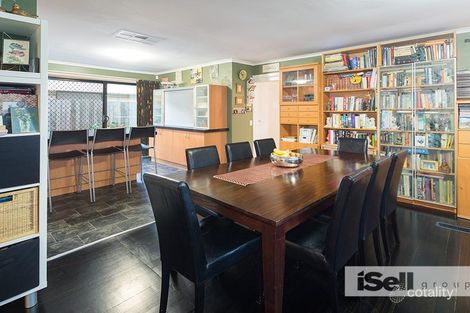 Property photo of 17 Amersham Avenue Springvale South VIC 3172