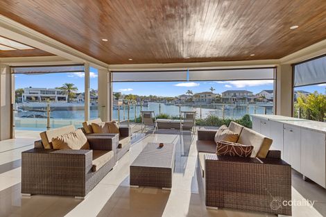 28 Midnight Ct, Runaway Bay, QLD 4216