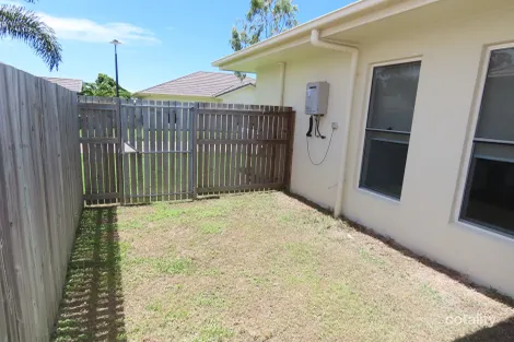 Property photo of 33 Seabreeze Crescent Bowen QLD 4805