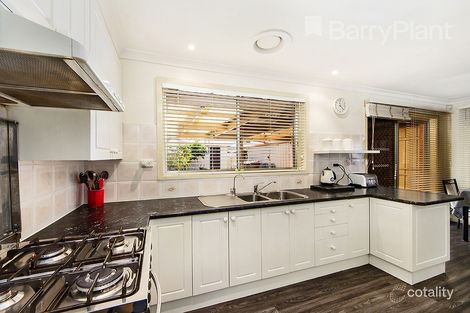 Property photo of 12 Runcorn Crescent Deer Park VIC 3023