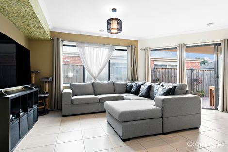 Property photo of 5 Princeton Place Cranbourne West VIC 3977