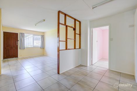 37 Kent St, Kallangur, QLD 4503