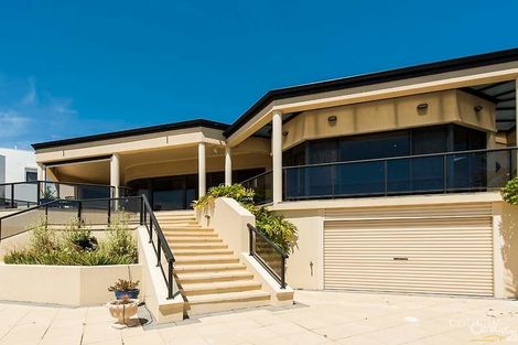 Property photo of 25 Reverie Mews Halls Head WA 6210