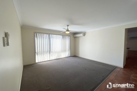Property photo of 8 Parkside Place Forest Lake QLD 4078
