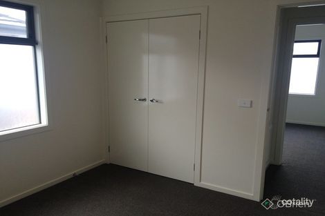 Property photo of 10 Minot Court Keysborough VIC 3173