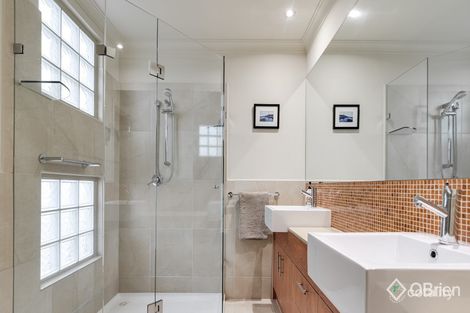 Property photo of 3/3 Paddington Terrace Berwick VIC 3806