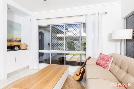 Property photo of 9 Bowline Place Trinity Beach QLD 4879