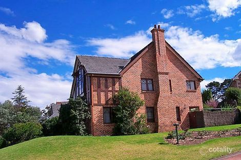 2 Glendale Gr, West Pennant Hills, NSW 2125