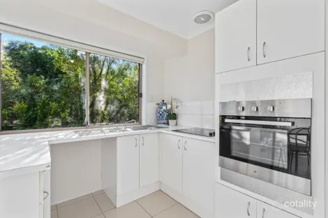 Property photo of 1 Silky Oak Court Oxenford QLD 4210