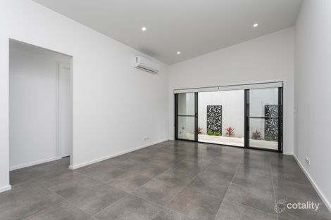 Property photo of 2/1 Reid Street Oak Flats NSW 2529