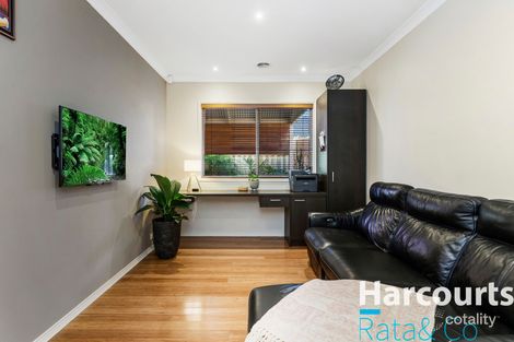 Property photo of 21 Jezwing Avenue South Morang VIC 3752