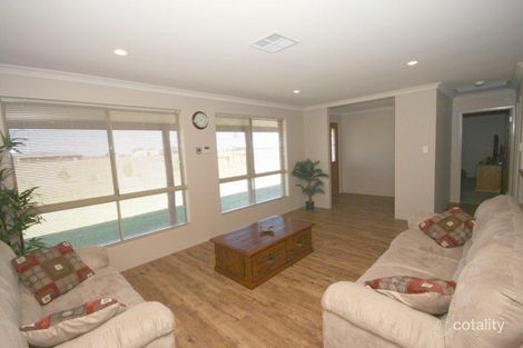 Property photo of 39 Sadler Way Deepdale WA 6532