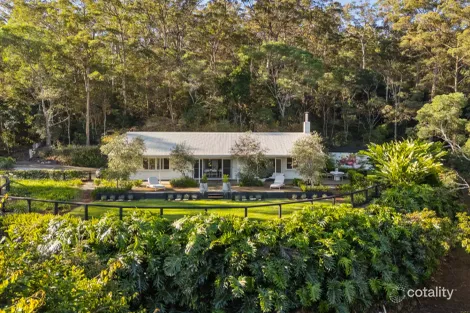 67 HILLBROOK RD, BROOKFIELD, QLD 4069