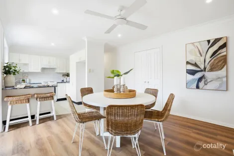 Property photo of 4 Bushlands Avenue Killarney Vale NSW 2261