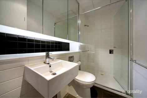 Property photo of 1006/32 Bray Street South Yarra VIC 3141