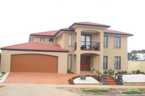 2 Sunnybrae Cct, Cairnlea, VIC 3023