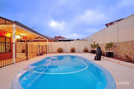 Property photo of 27 Brightlands Circuit Carramar WA 6031