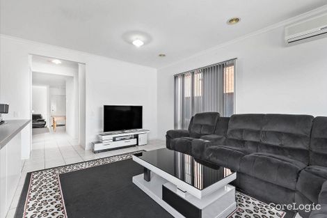 Property photo of 5 Lansbury Drive Narre Warren South VIC 3805