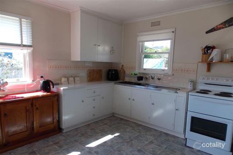 Property photo of 1 Elizabeth Street Penguin TAS 7316