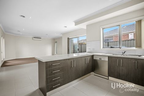 Property photo of 1/9 Duchess Court Point Cook VIC 3030