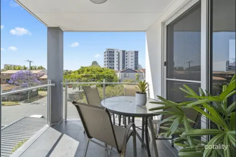 15/14-16 Proud St, Labrador, QLD 4215