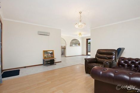 Property photo of 6 Glenhelen Road Morphett Vale SA 5162