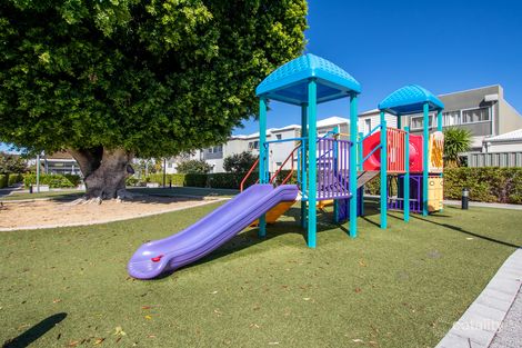 Property photo of 13/148-154 Railway Parade Queens Park WA 6107