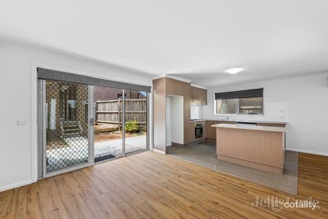 Property photo of 36 Windrock Avenue Craigieburn VIC 3064